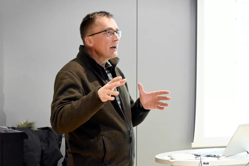 Marko Laine muistutti, että susi- ja ilveshavaintojen ilmoittaminen on edelleen tärkeää.